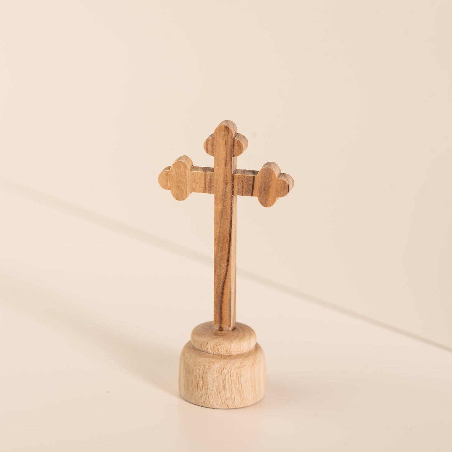 Croix byzantine sur socle