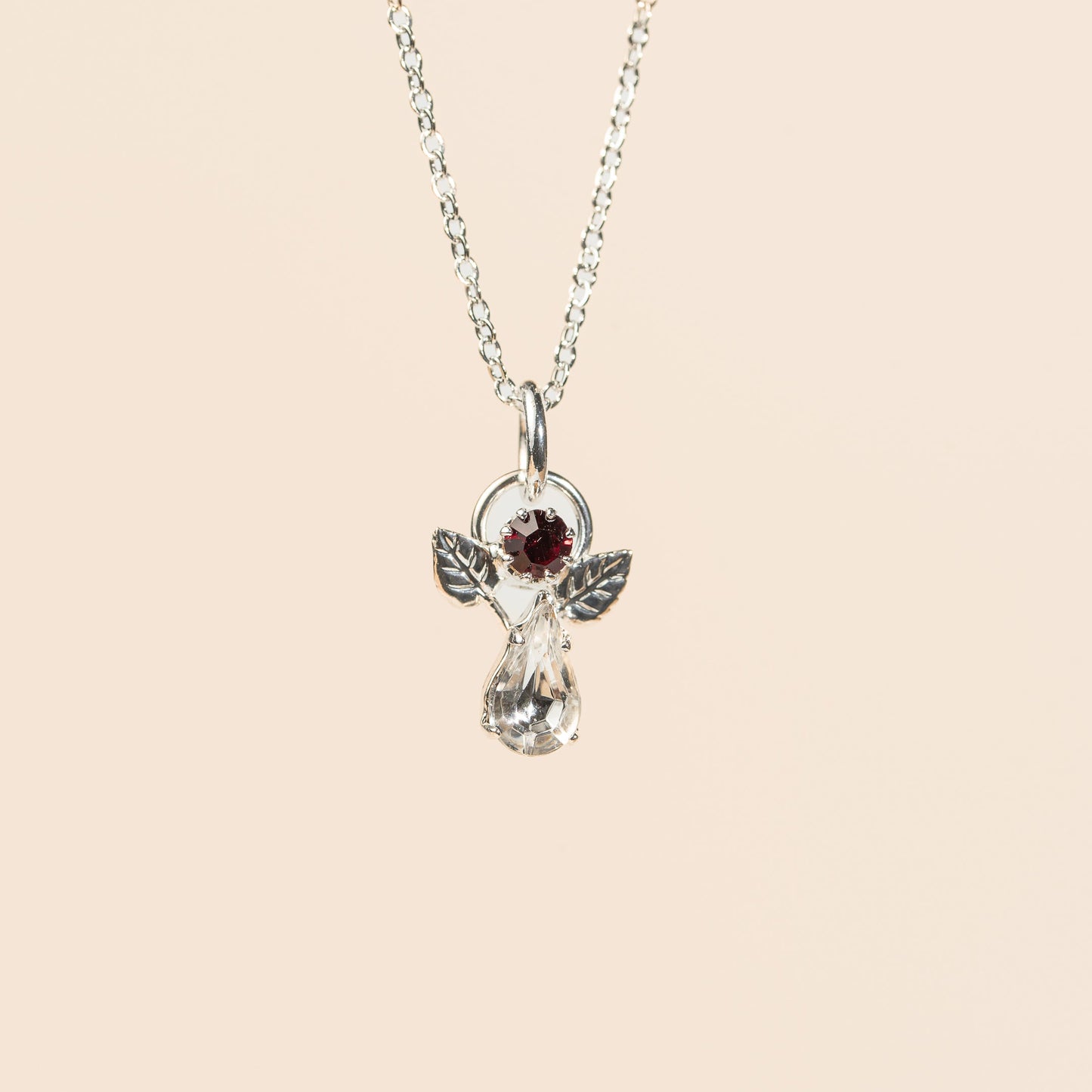 Pendentif Ange en cristal pierre de naissance
