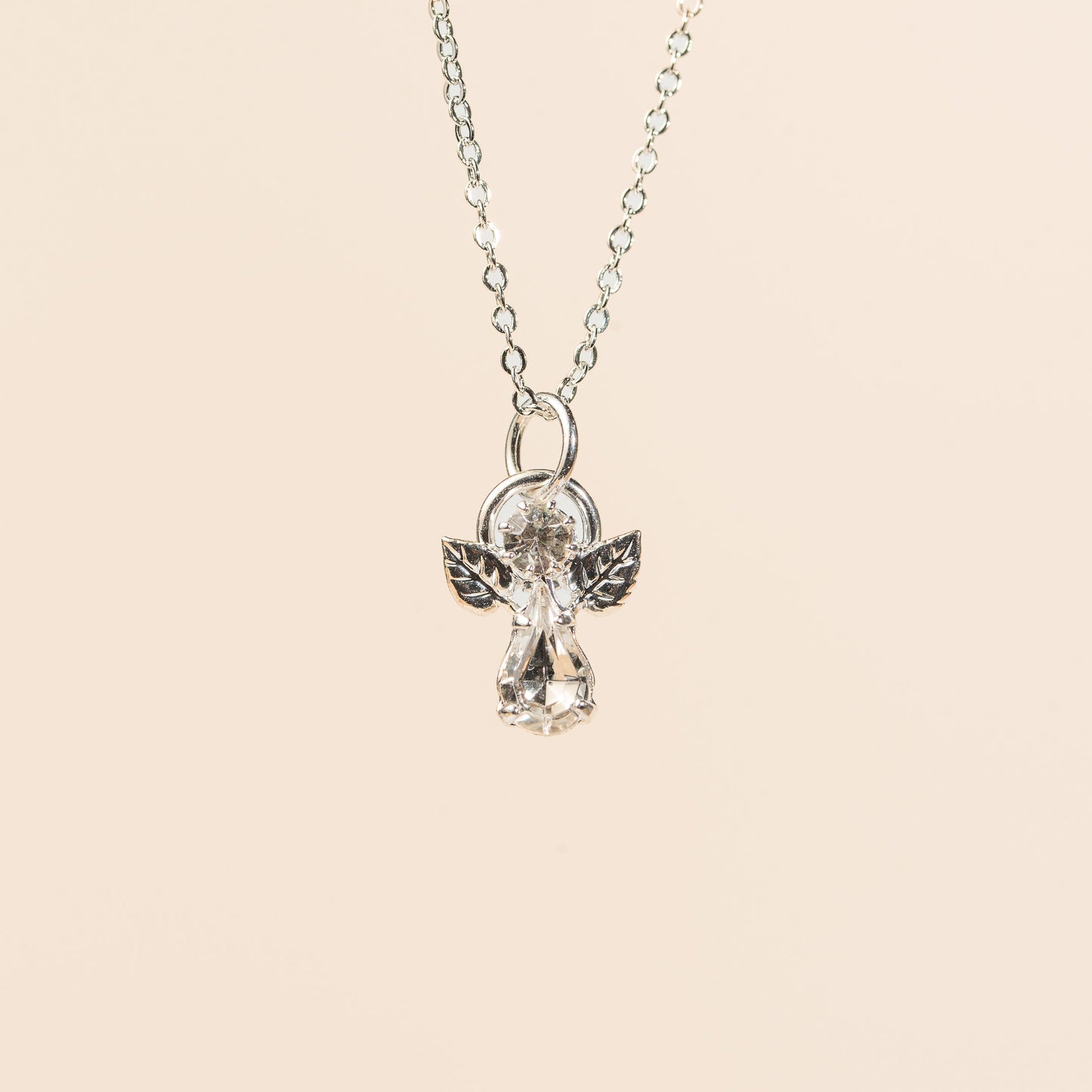 Pendentif Ange en cristal pierre de naissance